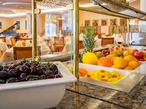 Frisches Obst für täglichen Genuss Frisches Obst für täglichen Genuss