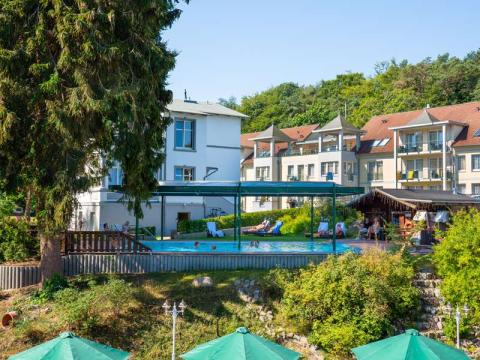 Blick auf die Außenanlage Blick auf die Außenanlage