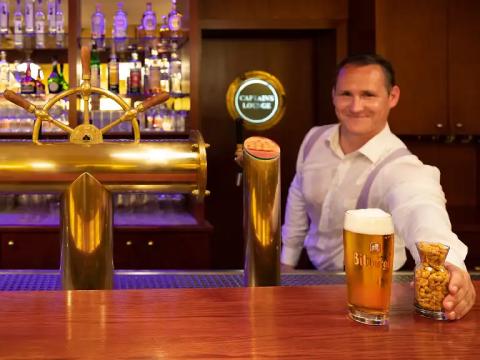 Köstliche Cocktails und Drinks Köstliche Cocktails und Drinks