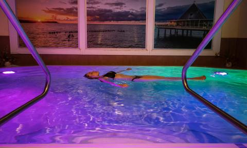 Der Schwimmbad im KAISER SPA