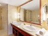 Komfort-Doppelzimmer Superior Gartenseite - Bad mit Dusche & Wanne