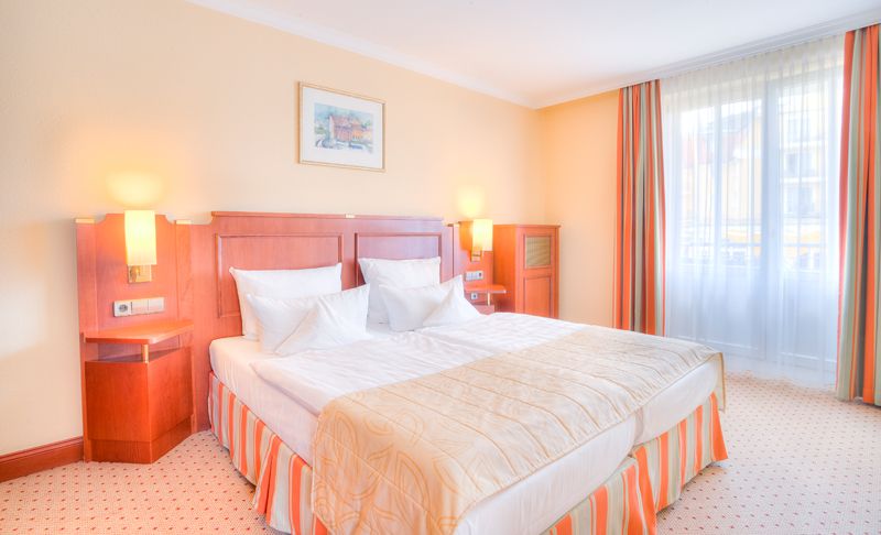 Suite-bedroom-2 gartenseite_800px.jpg