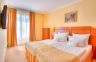 Suite-bedroom_800px.jpg